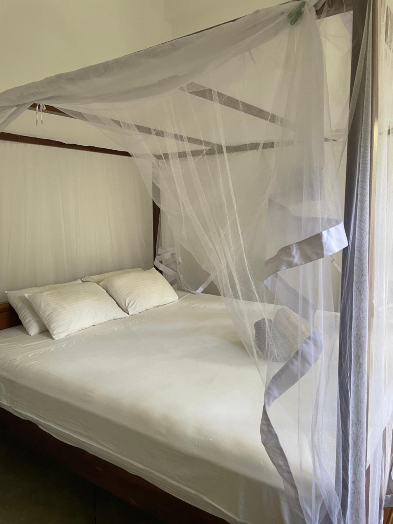 Casa Tharin Madiha Bed and Breakfast Matara Buitenkant foto