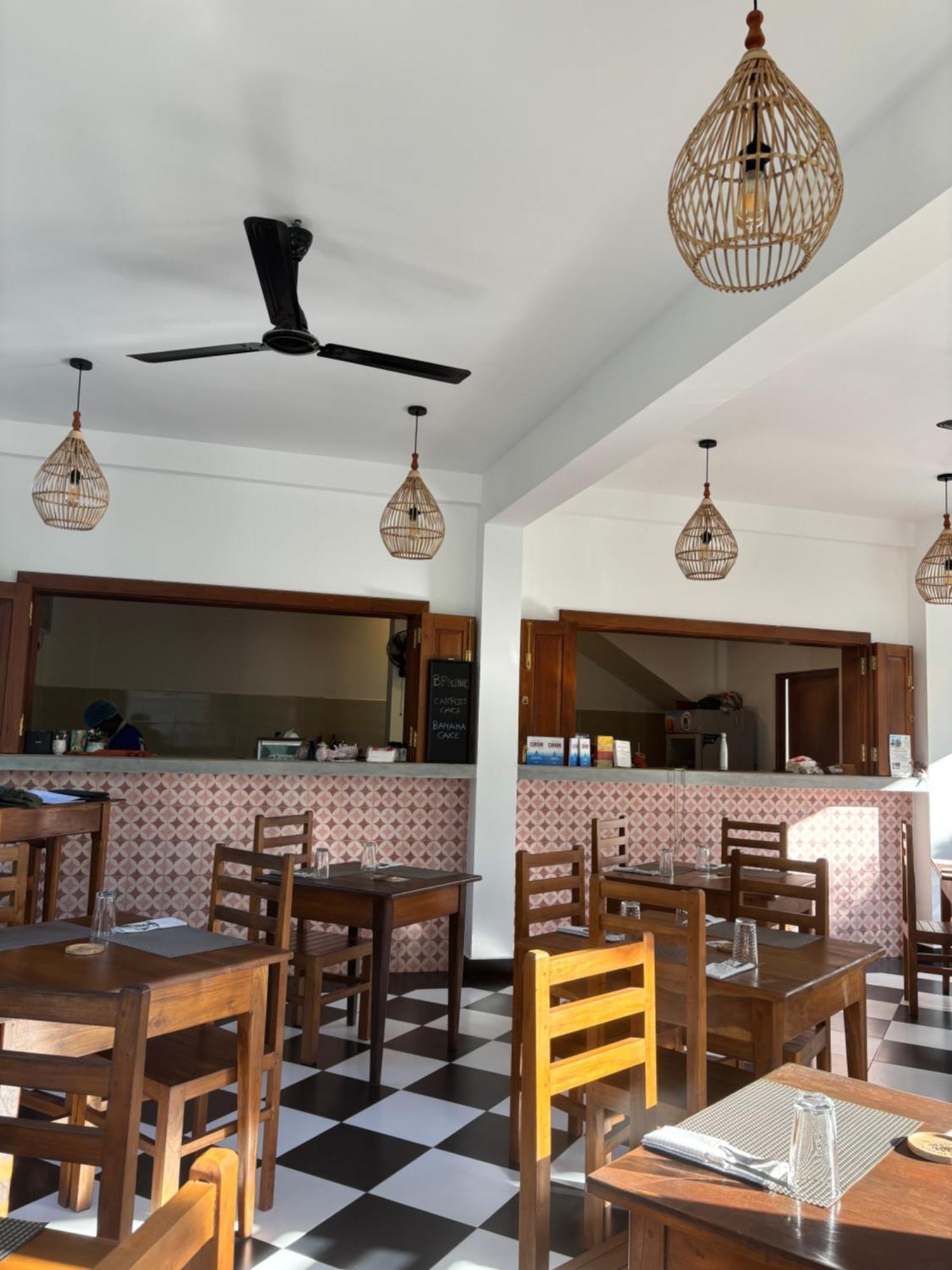 Casa Tharin Madiha Bed and Breakfast Matara Buitenkant foto
